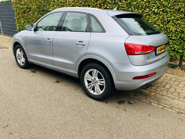Audi Q3 1.4 TFSI Automaat 2014 Benzine 3