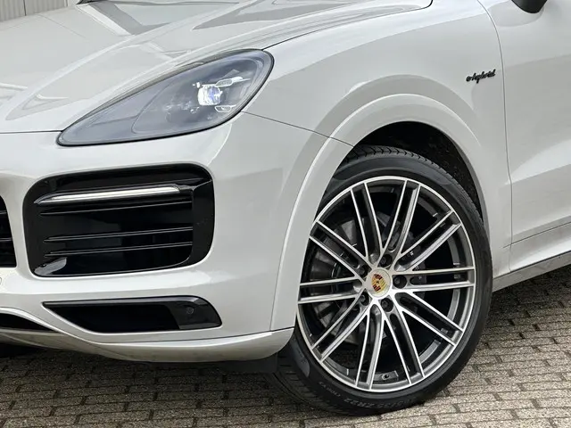 Porsche Cayenne 3.0 E-Hybrid 2021 Hybride Benzine 21