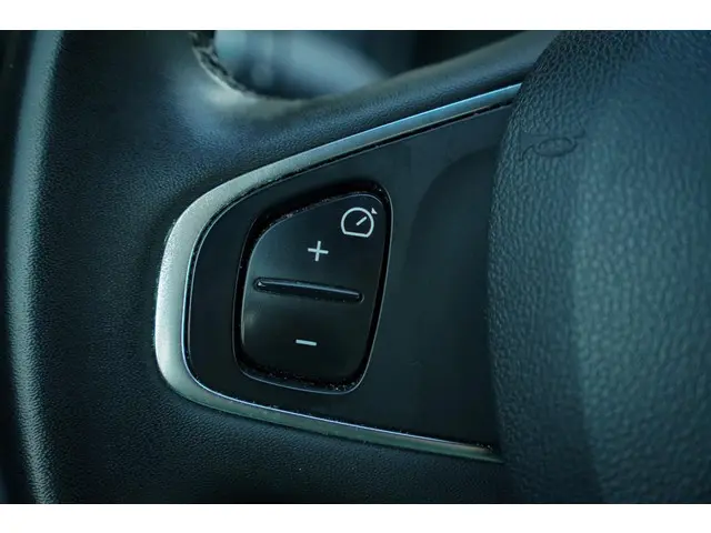 Renault Clio 0.9 TCe Intens 2019 Benzine 42