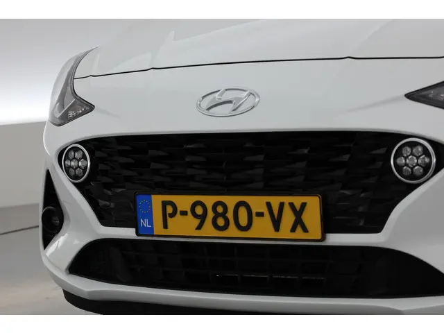 Hyundai i10 1.0 Comfort 5-zits 2022 Benzine 19