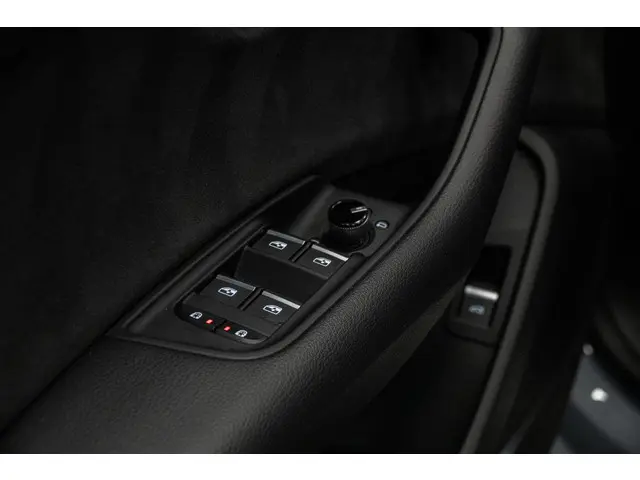 Audi Q8 50 TDI quattro Pro Line S 2023 Diesel 11