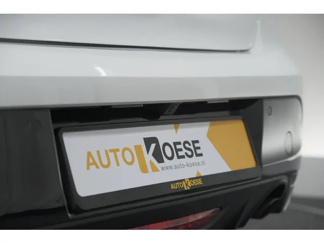 Peugeot 208 PureTech 100 Allure Pack 2023 Benzine 4