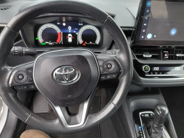 Toyota Corolla Hybrid 140 Active 2024 Hybride Benzine 7