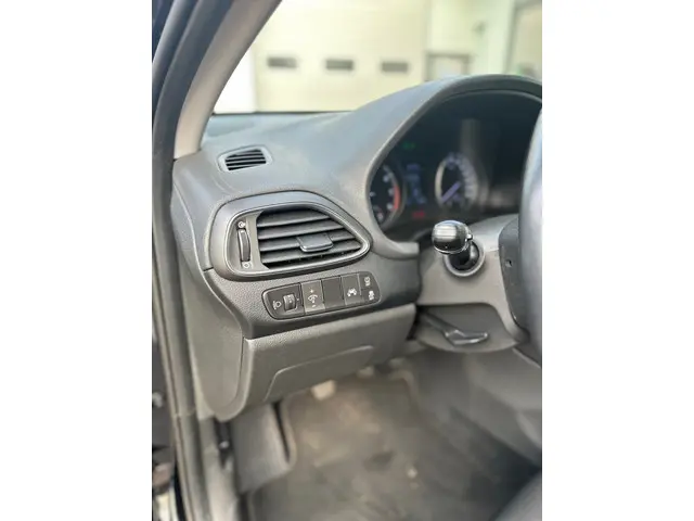 Hyundai i30 Wagon 1.0 T-GDI Premium 2020 Benzine 11
