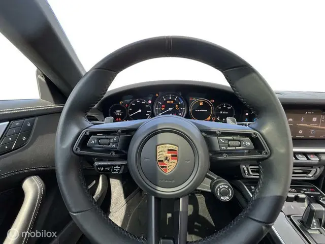 Porsche 911 3.0 Carrera 4 S 2023 Benzine 10