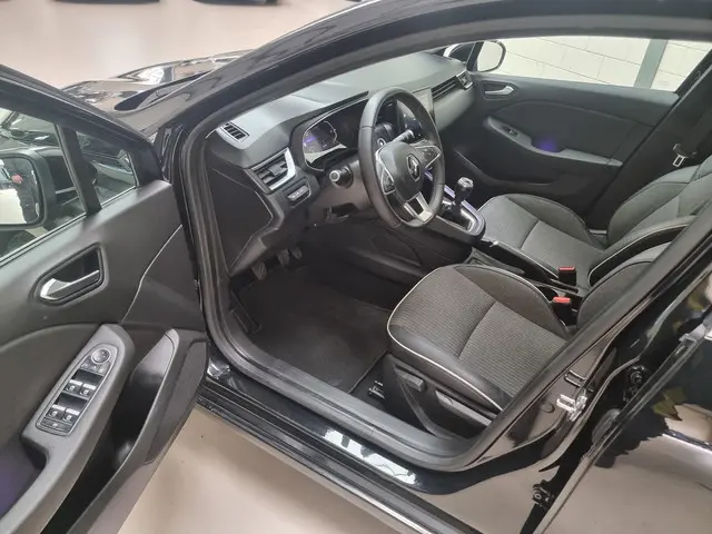 Renault Clio 1.0 TCe Intens 2021 Benzine 2