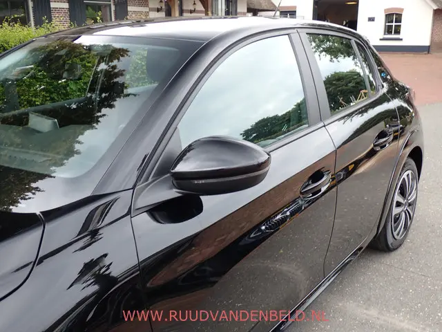 Peugeot e-208 EV Active 50 kWh 2023 Elektrisch 31