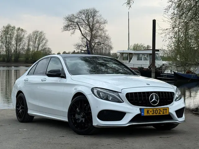 Mercedes-Benz C-Klasse AMG 43 4MATIC 2017 Benzine 3