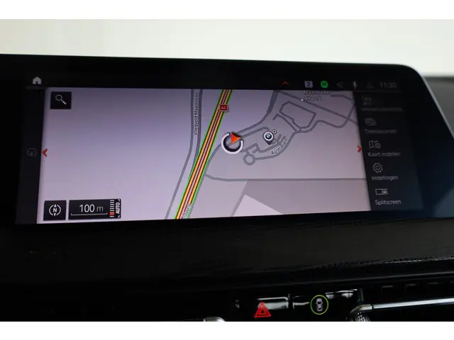 BMW 1 Serie 118i 2024 Benzine 14