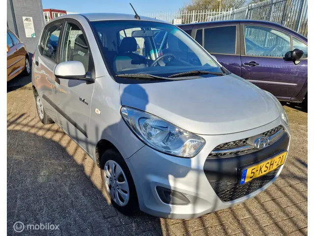 Hyundai i10 3