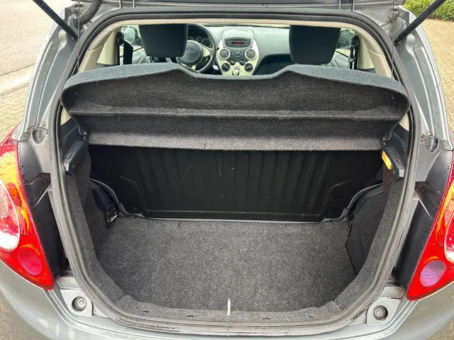 Ford Ka 1.2 Style start/stop Airco 2013 Benzine 7