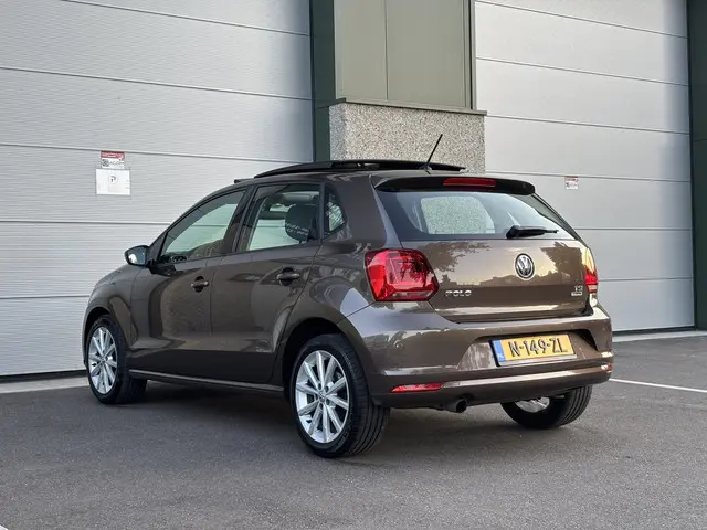 Volkswagen Polo 1.2 TSI Highline 2015 Benzine 9
