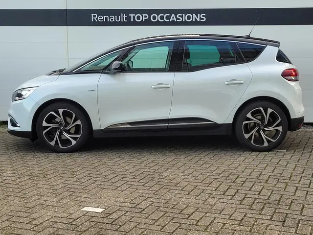 Renault Scénic 1.3 TCe Bose 2019 Benzine 19