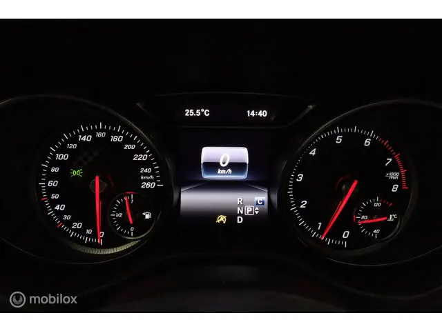 Mercedes-Benz A-Klasse 160 AMG-LINE 2017 Benzine 20