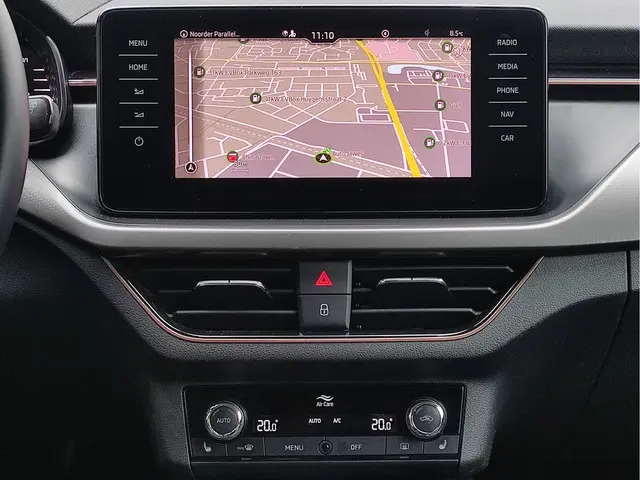 Škoda Kamiq 1.0 TSI Business Edition 2021 Benzine 19