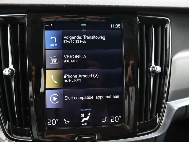 Volvo V90 2.0 T4 190 PK AUT. 2019 Benzine 26
