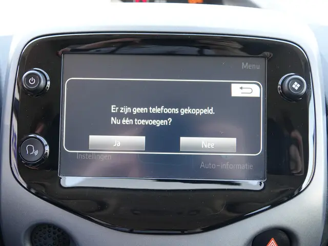 Toyota Aygo 1.0 VVT-i x-first 2019 Benzine 17