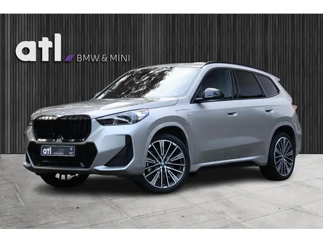 BMW X1 xDrive30e 2023 Hybride Benzine