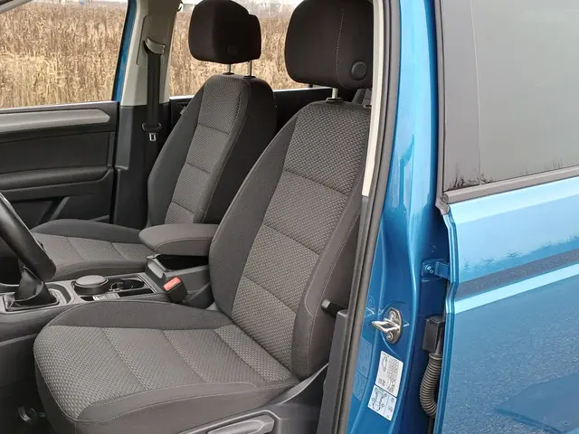 Volkswagen Touran 1.2 TSI Highline 7p 2017 Benzine 2