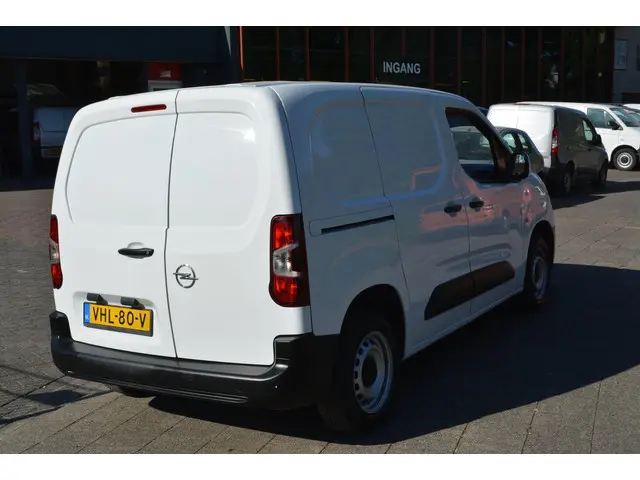 Opel Combo 1.5D L1H1 Edition 2020 Diesel 4