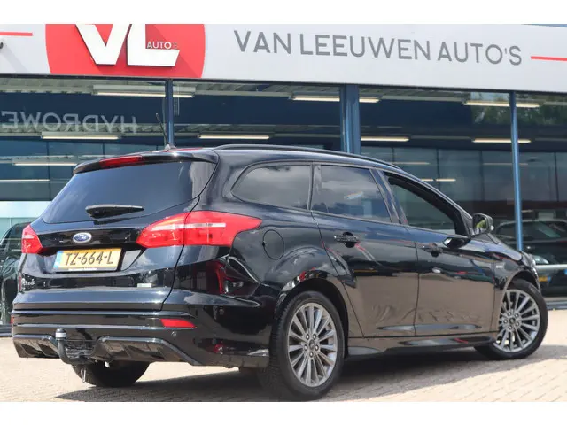 Ford Focus Wagon 1.0 2018 Benzine 2