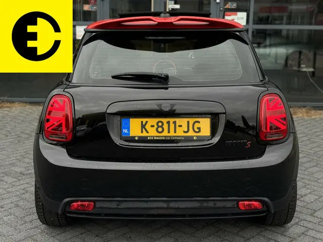 MINI Electric Mini Charged 33 kWh 2020 Elektrisch 9