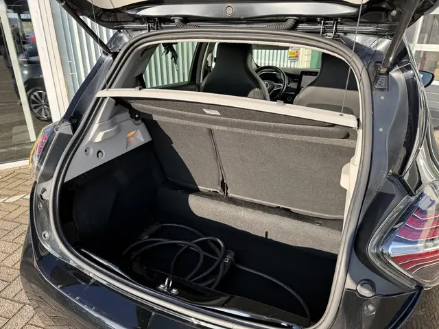 Renault ZOE R135 Intens 52 kWh 2021 Elektrisch 31