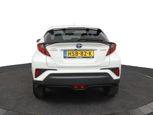 Toyota C-HR 1.8 Hybrid Style 2021 Hybride Benzine 55