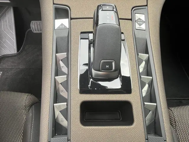 DS DS 7 Crossback 1.2 PureTech So Chic 2021 Benzine 61