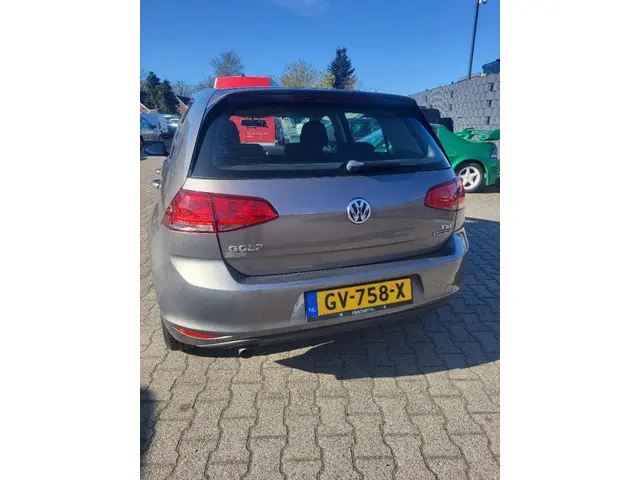 Volkswagen Golf VII 1.0 TSI Trendline 2015 Benzine 4