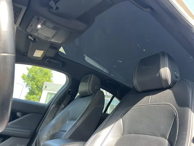 Jaguar I-PACE EV320 SE 90 kWh 2020 Elektrisch 34