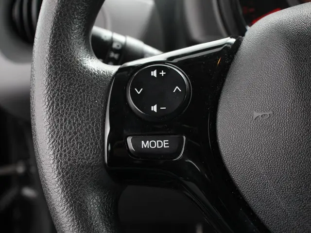 Peugeot 108 1.0 e-VTi Active 2021 Benzine 15