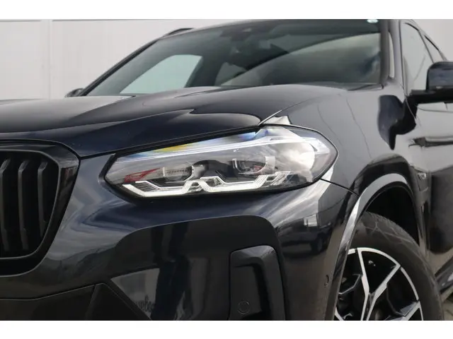 BMW X3 xDrive30e High Executive 2022 Hybride Benzine 8