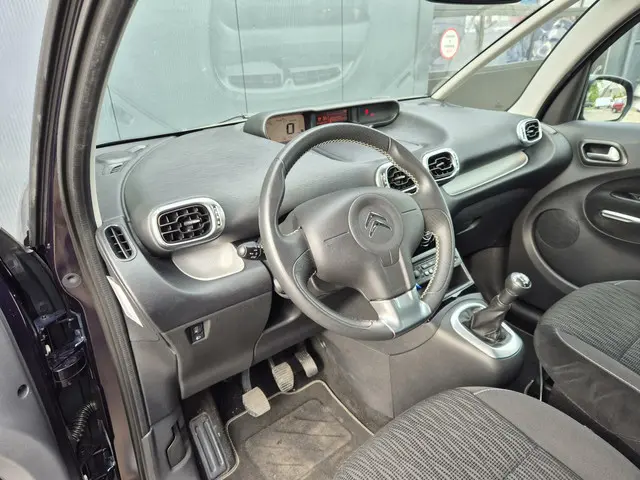 Citroën C3 Picasso 1.2 PureTech Exclusive 2015 Benzine 4