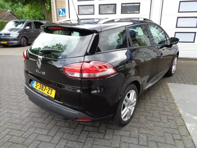 Renault Clio 0.9 TCE Limited 2020 Benzine 3