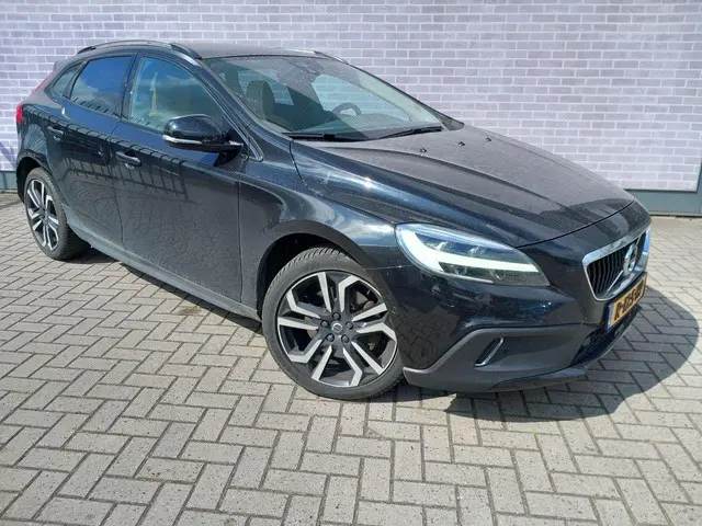 Volvo V40 2