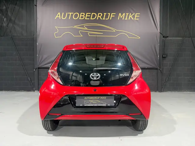 Toyota Aygo 1.0 VVT-i x-now 2017 Benzine 4