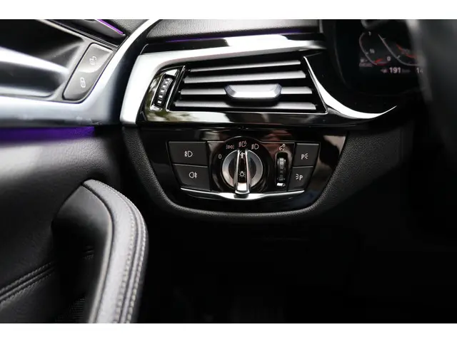 BMW 5 Serie Touring 530d High Executive 2020 Diesel 30