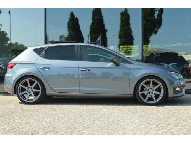 SEAT Leon 1.4 TSI FR BUSINESS 2014 Benzine 10