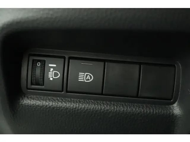 Toyota Aygo X Hybrid 115 play 2026 Hybride Benzine 28