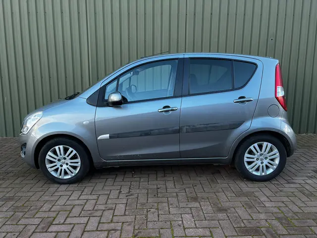 Suzuki Splash 1.0 VVT Exclusive EASSS 2013 Benzine 5