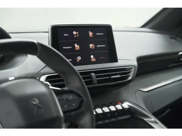 Peugeot 5008 PureTech 130 EAT8 GT-Line 2020 Benzine 50