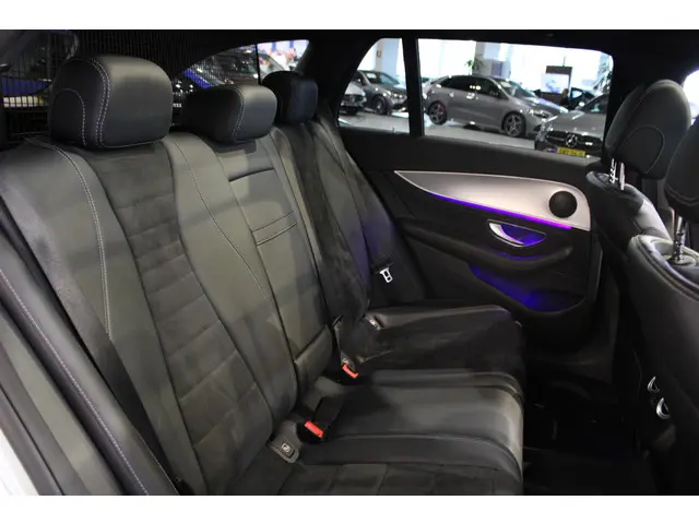 Mercedes-Benz E-Klasse Estate 200 Ambition 2017 Benzine 12