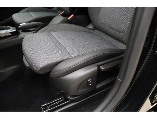 Opel Crossland 1.2 Turbo Elegance 2023 Benzine 17