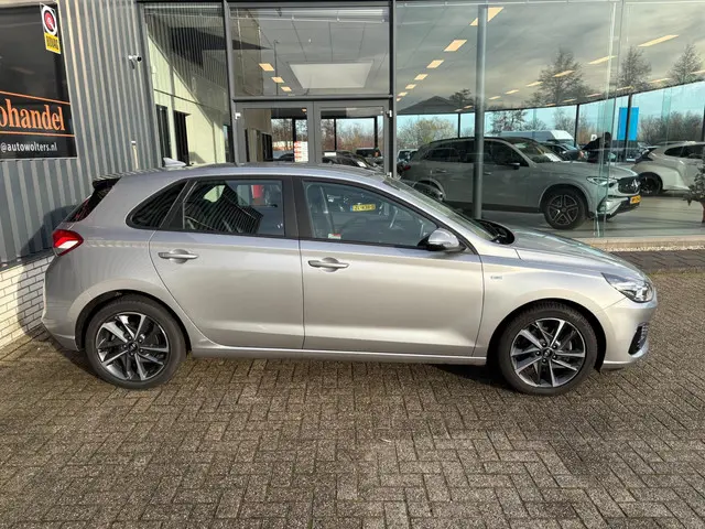 Hyundai i30 1.0 T-GDi MHEV Comfort 2023 Hybride Benzine 5