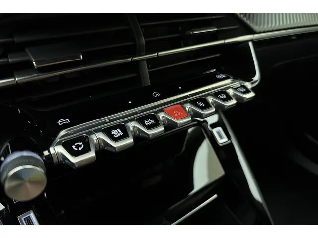 Peugeot 2008 1.2 PureTech 100pk Allure 2024 Benzine 20