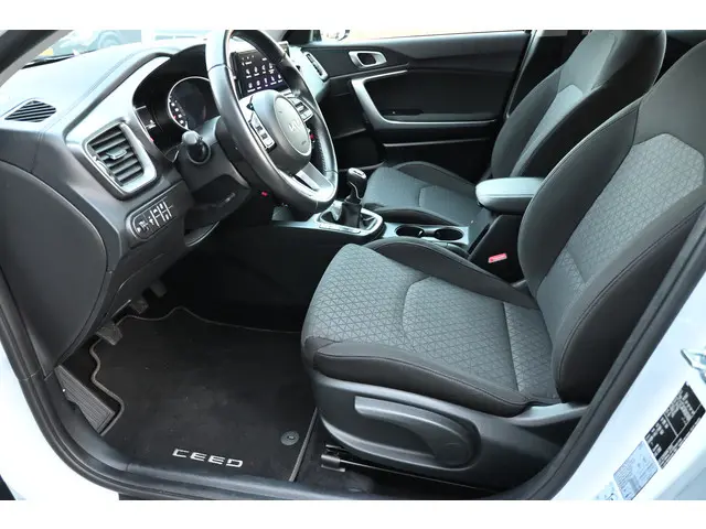 Kia Ceed Sportswagon 1.0 T-GDi ComfortLine 2024 Benzine 28