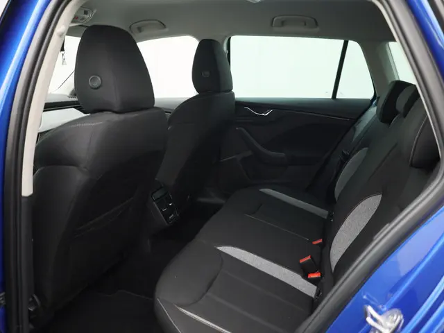 Škoda Kamiq 1.0TSI/115PK Selection DSG 2025 Benzine 15