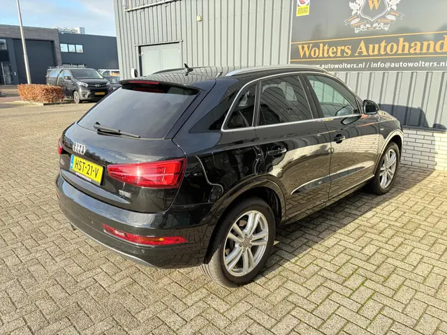 Audi Q3 1.4 TFSI Sport Advance Sport 2018 Benzine 24