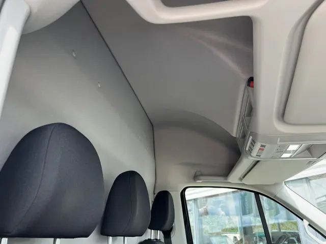 Volkswagen Crafter 35 2.0 TDI L4 H3 2021 Diesel 33